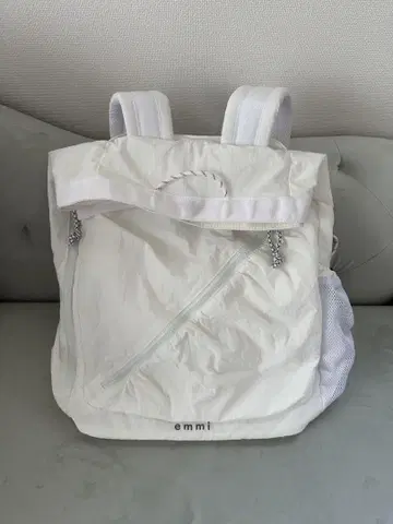 emmi 화이트 럭색/백팩