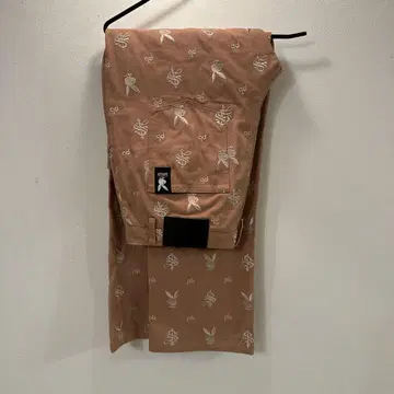 플레이보이 로고 카고 팬츠 베이지