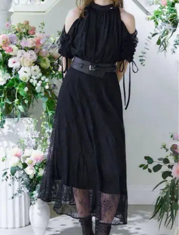 riu Halter neck cord lace dress 블랙