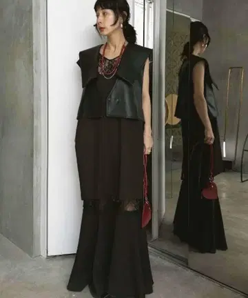 2WAY VEST KNEES LOOK DRESS 블랙 M 사이즈