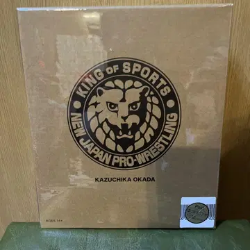 Super7 신일본 프로레슬링 오카다 카즈치카 피규어 AEW