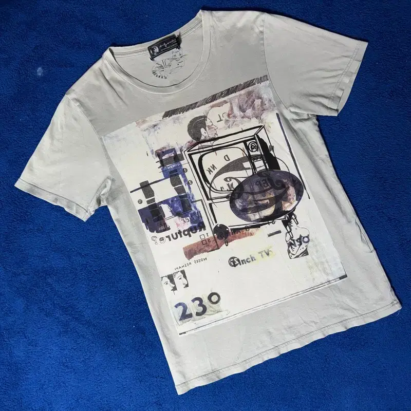 Tシャツ・カットソー ESCAPEFROM STARCHAMO ESCF LOGO COLLAGE PRINT SLIMFIT T-shirt Items Similar to Escapefrom escf Logo Collage Print
