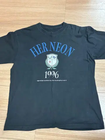 herneon 티셔츠