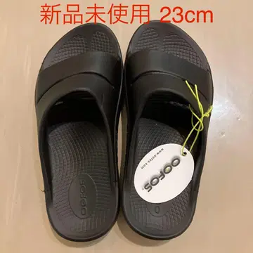 미사용 새상품 우포스 샤워 샌들 23cm