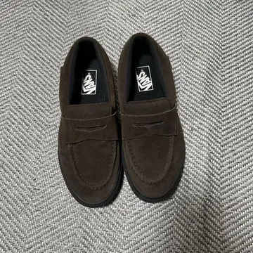 Vans 스웨이드 로퍼 다크 브라운