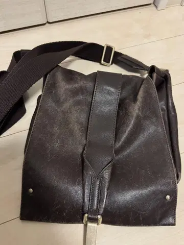 에르메네질도제냐 브라운 숄더백