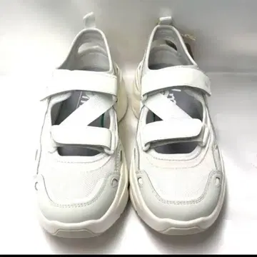 문스타 스니커즈 B/M04 알타 화이트