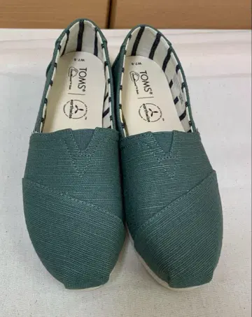 TOMS 슬립온 그레이 24.5cm