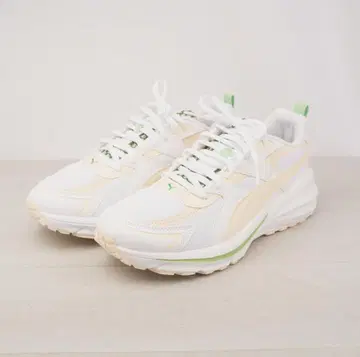 새상품급 PUMA HYPNOTIC LS BLOSSOM 25cm