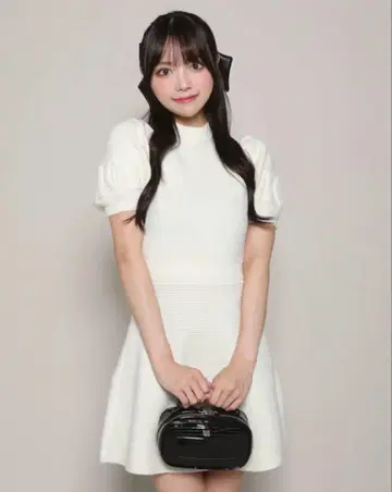 darich 다리치 DD 퍼프 슬리브 니트 미니 원피스