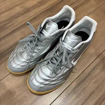 미즈노 모나르시다 네오 풋살화 26.5 와이드