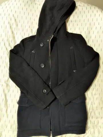 블랙 후드 부착 더플 코트