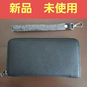 블랙 가죽 장지갑 스트랩 포함