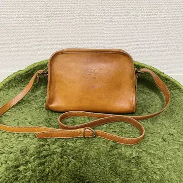 일비종떼 숄더백 카메라백 로고 엠보 천연 가죽 카멜
