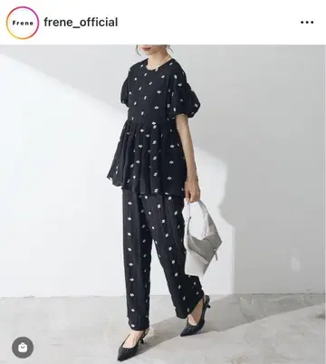 블랙 플라워 무늬 셋업 미사용