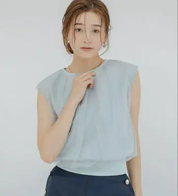 ur's 튤 레이어드 티셔츠 라이트 블루