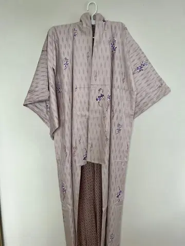새상품  얇은 명주 기모노