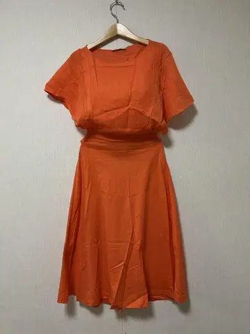 자라 오렌지 반팔 원피스 리조트