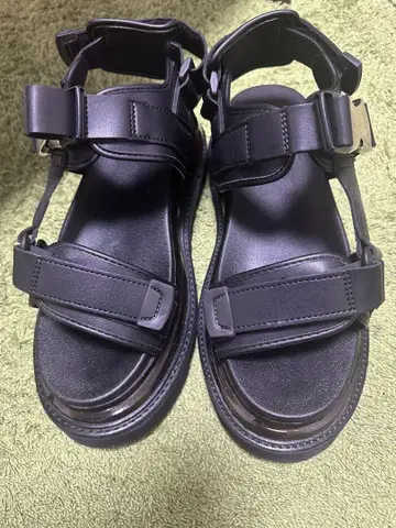 블랙 샌들 통굽