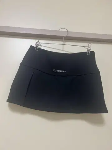 threetimes 스커트
