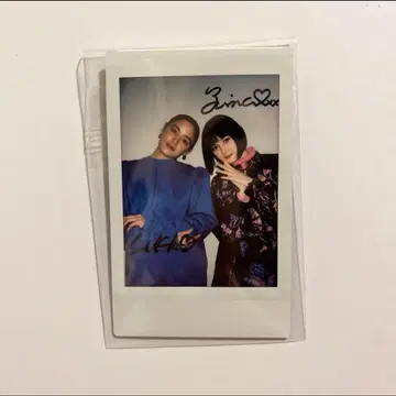 타마키 티나 루카 친필 사인 폴라로이드