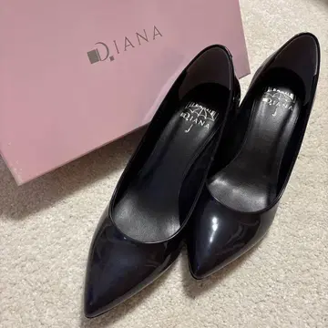 컨디션 최상 D.IANA 블랙 스틸레토 하이힐