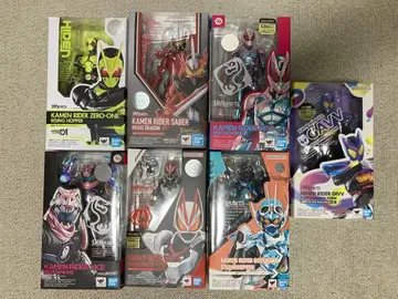 레이와 가면라이더 S.H.Figuarts 7체 세트