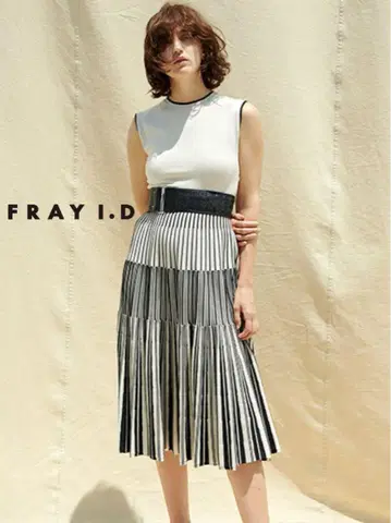 FRAY I.D 프레이 아이디 티어드 플리츠 니트 원피스