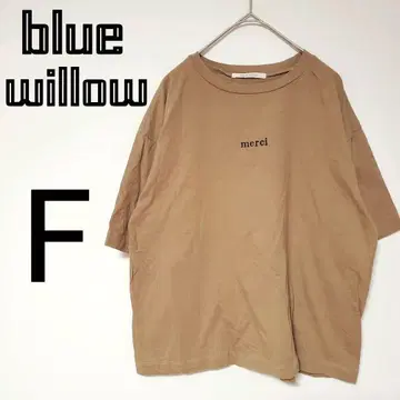 블루 윌로우 컷 티셔츠 캐주얼