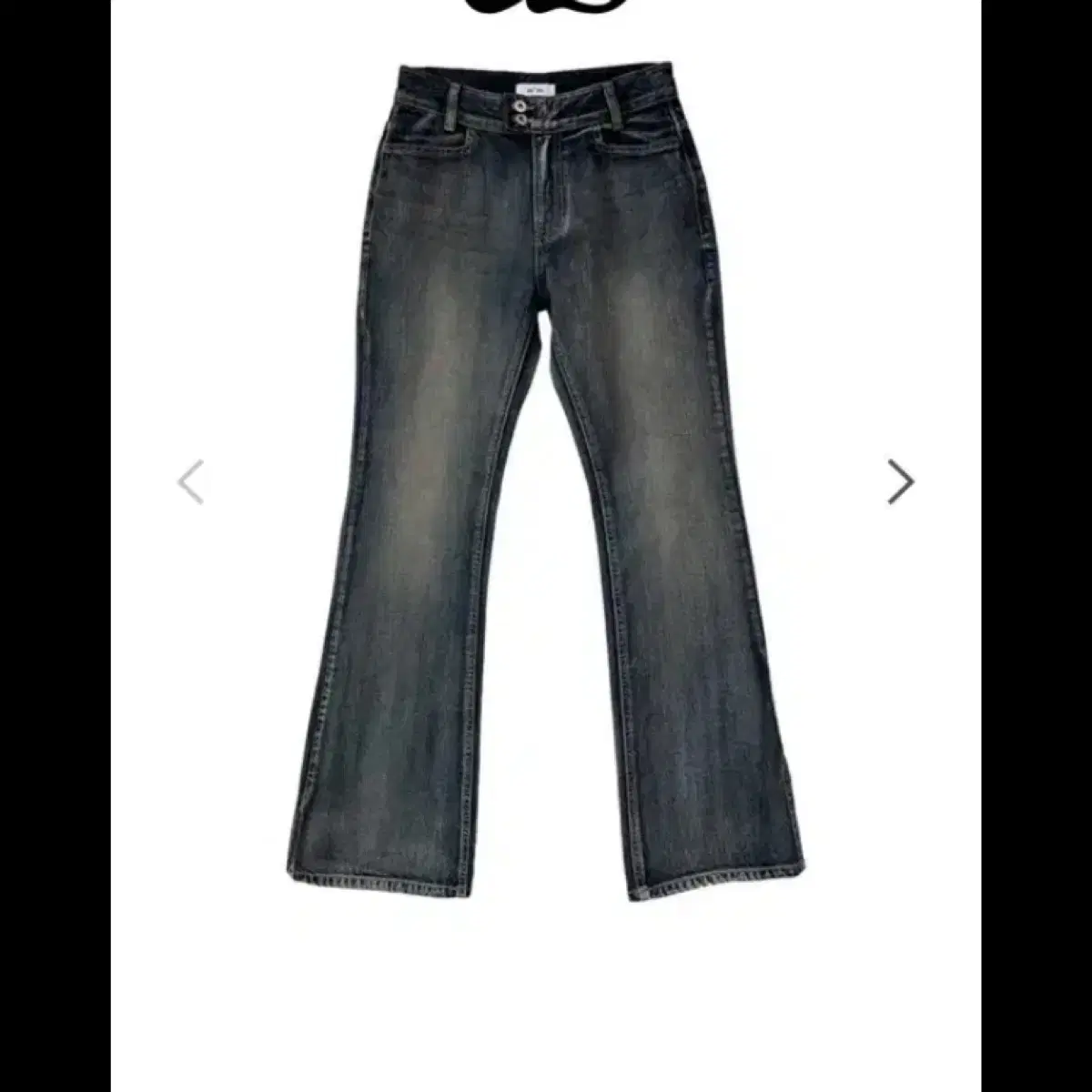 Odor Kay python pants on Bunjang Global Site.