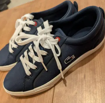 LACOSTE 라코스테 네이비 스니커즈 24cm 새상품