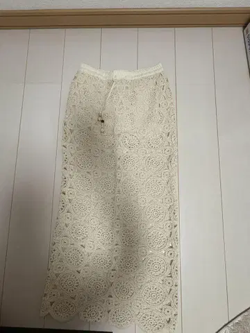 ZARA 아이보리 레이스 롱 스커트 S