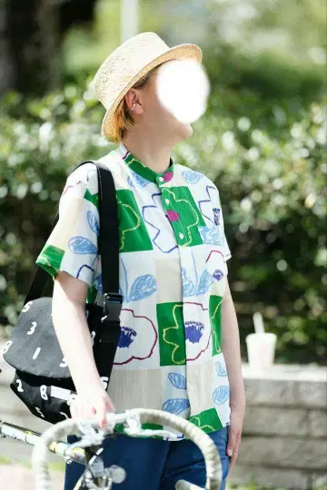 소우소우 다카시마 주름 스탠드 카라 반팔 셔츠