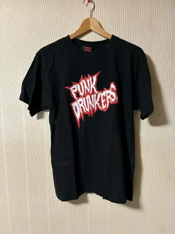 PUNK DRUNKERS 티셔츠 블랙