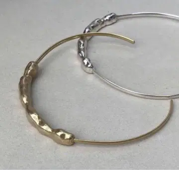 Ameri UND WAVE MOTIF CHOKER 골드 초커