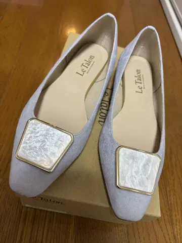 Le Talon 르 탈론 라이트 블루 플랫 슈즈 22.5cm