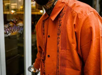 ESTRELLA STANDARD GUAYABERA