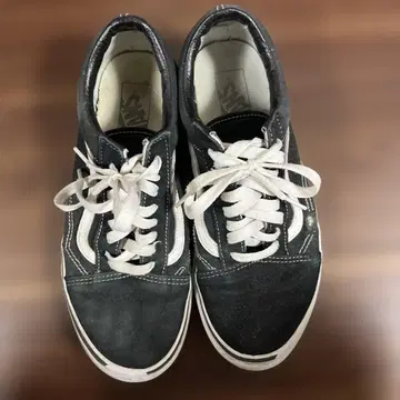Vans 블랙 스니커즈