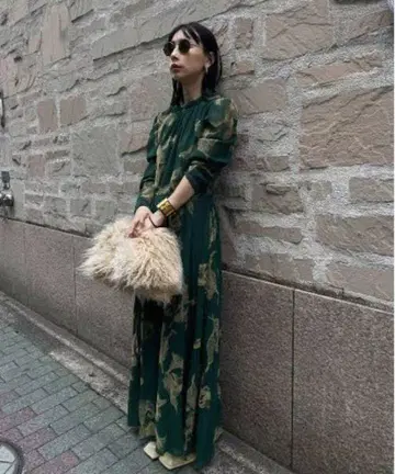 und calla flocky dress 그린 M 사이즈