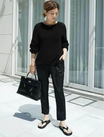 두지엠 클라세 실크 새틴 팬츠 블랙