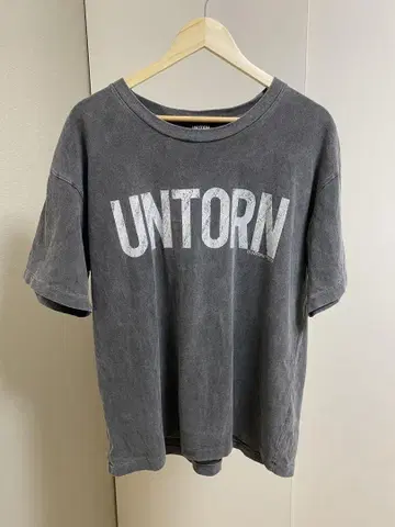 UNTORN S/S TEE 반팔 티셔츠 M 블랙 히라모토 렌 착용