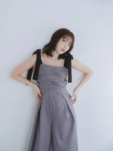 Andequal 안데쿠알 리본 숄더 콤비네존