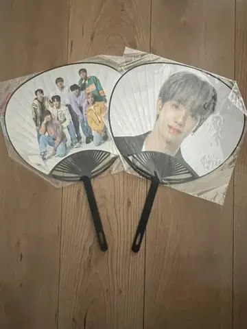 n.SSign(전원)과 카즈타 부채 세트(멤버 전원 사진, KAZUTA)
