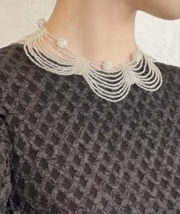 프릴 비즈 목걸이