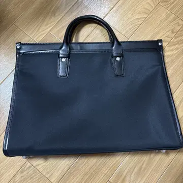 취업 활동, 취업, 비즈니스 백, 자립형 타입