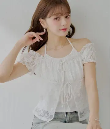 chico 프론트 레이어드 레이스 상의 화이트