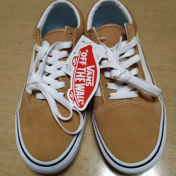 VANS OFF THE WALL 브라운 스니커즈 택 포함 하자품