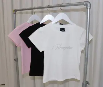 에프씨엠엠 RHINESTONE CROP TEE 큐빅 크롭티