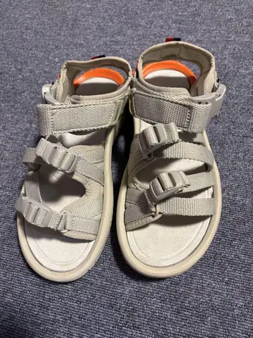 teva x Herschel 스포츠 샌들