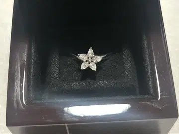 de beers 데비어스 여성용 플라워 반지 새상품급